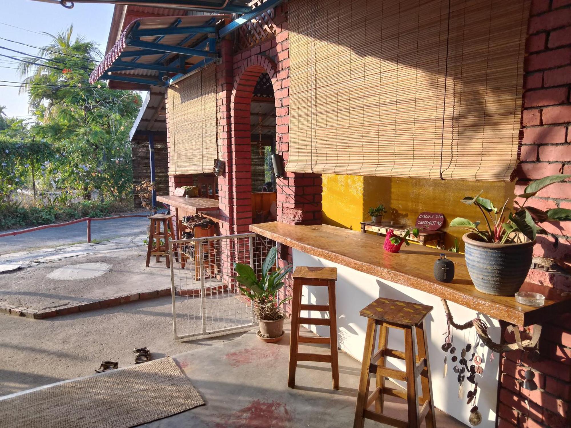 פנתאי צנאנג Home Sol Guesthouse מראה חיצוני תמונה